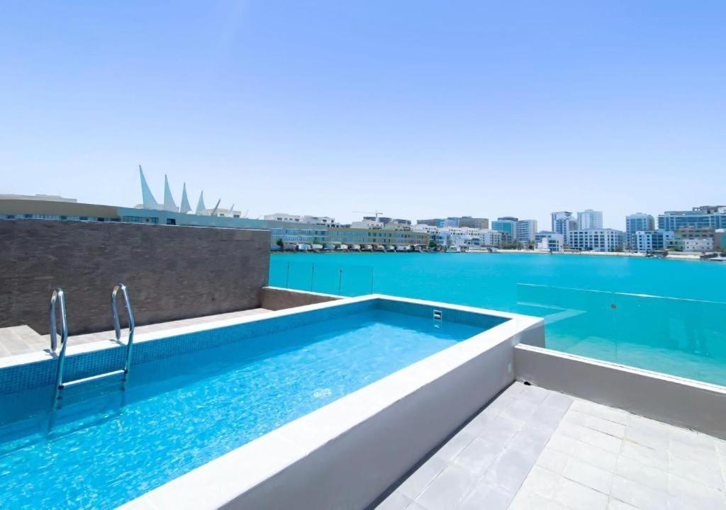 Sea Loft Villas Manáma Kültér fotó